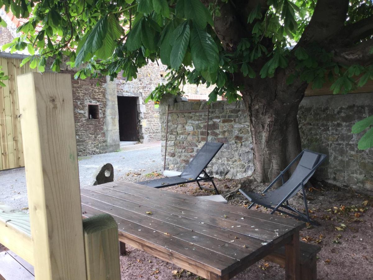 Le Loup Dans La Bergerie Bed & Breakfast Montmartin-sur-Mer Dış mekan fotoğraf
